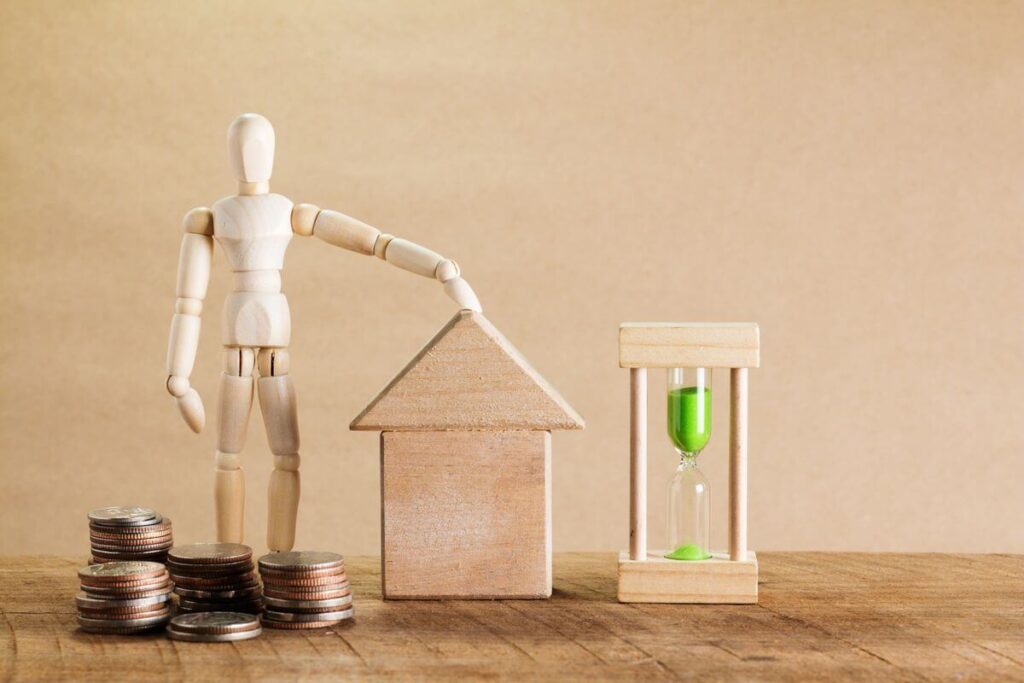 Easy-Access vs Fixed-Rate Savings: Which Makes More Sense for You? Easy-Access vs Fixed-Rate Savings